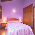 Casa De Aldea La Redondiella بيت للعطل