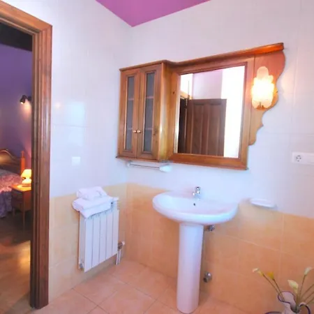 Casa De Aldea La Redondiella Tatil Evi